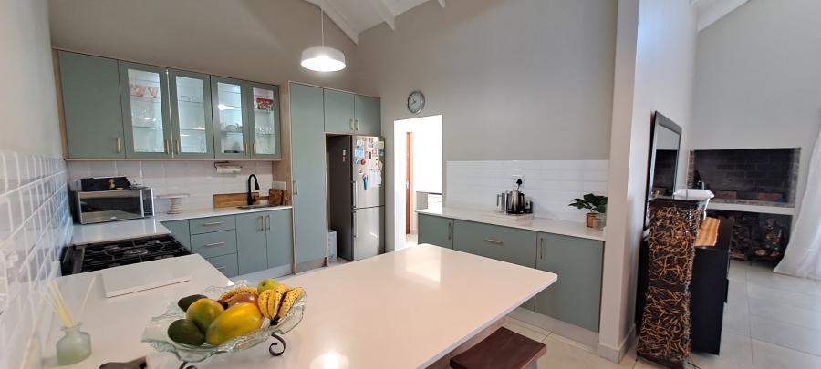 3 Bedroom Property for Sale in Hoogland Western Cape